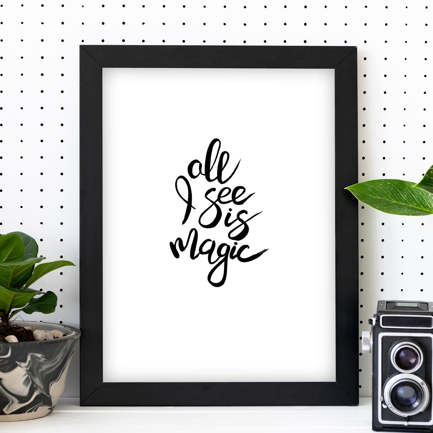 Lámina con mensajes felices en blanco y negro.Poster 'Todo Lo Que Veo Es Magico'-Artwork-Nacnic-Nacnic Estudio SL