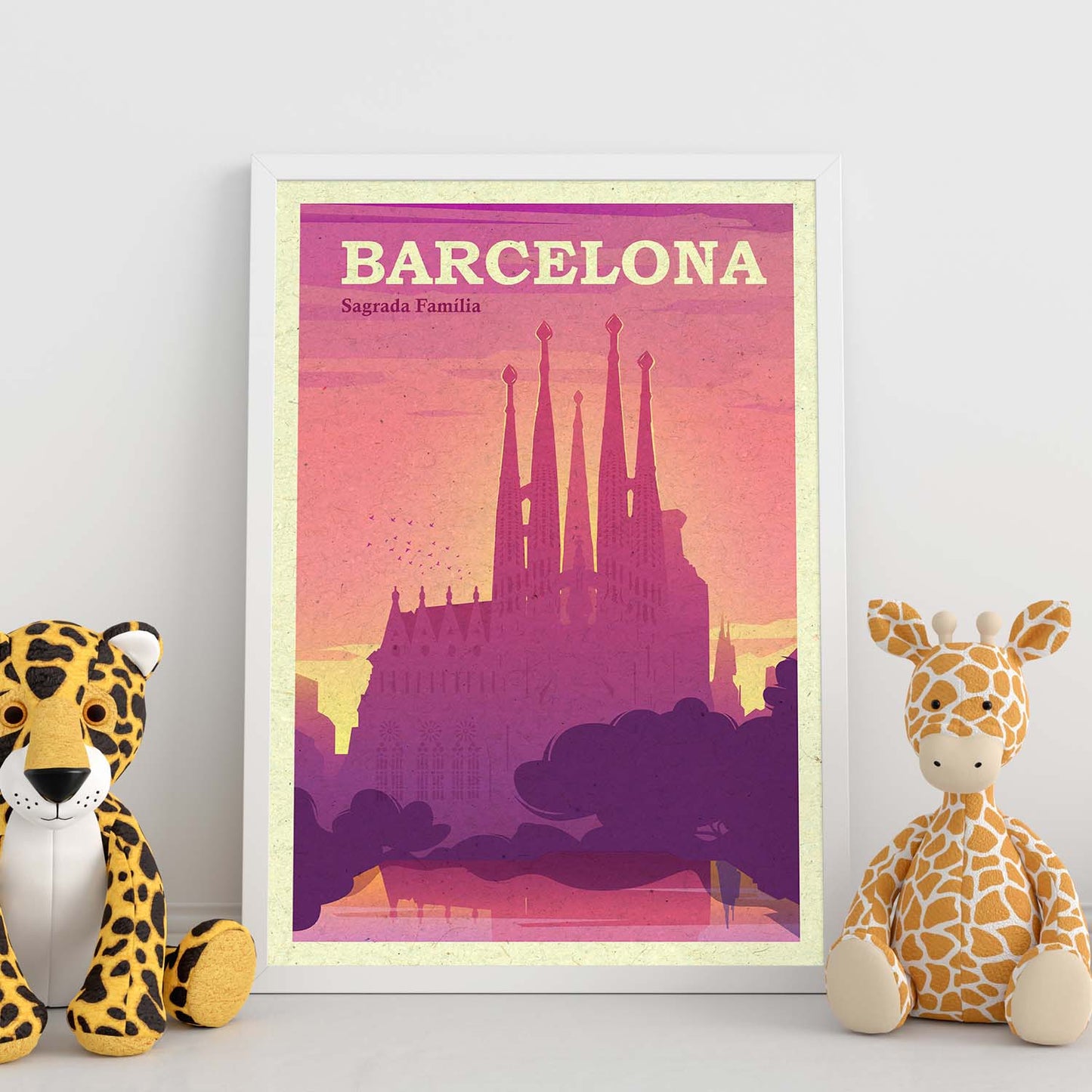 Lámina de Barcelona. Estilo vintage. Poster de la Sagrada Familia en colores. Anuncio Barcelona-Artwork-Nacnic-Nacnic Estudio SL