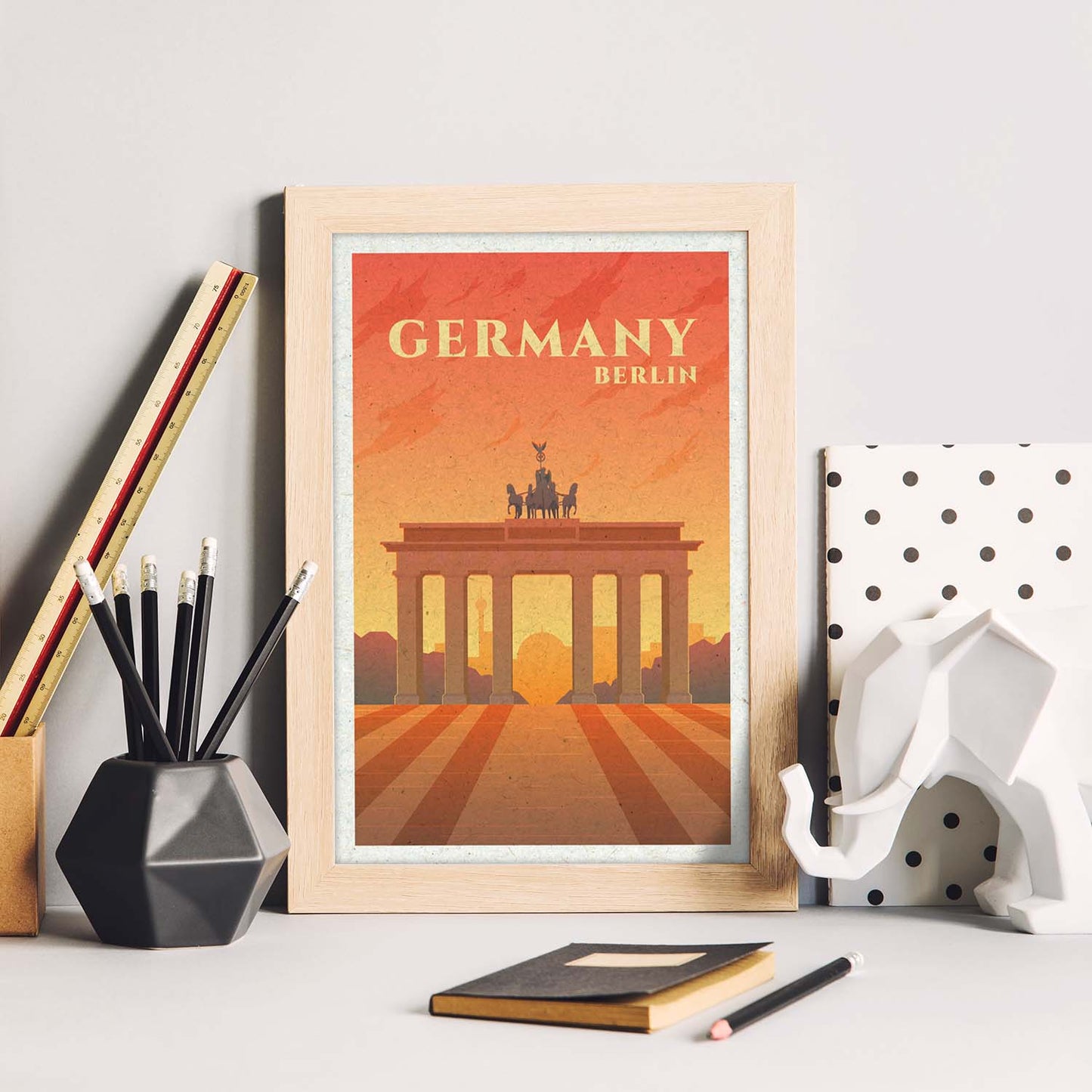 Lámina de Berlin. Estilo vintage. Poster ciudad en colores. Anuncio Berlin-Artwork-Nacnic-Nacnic Estudio SL