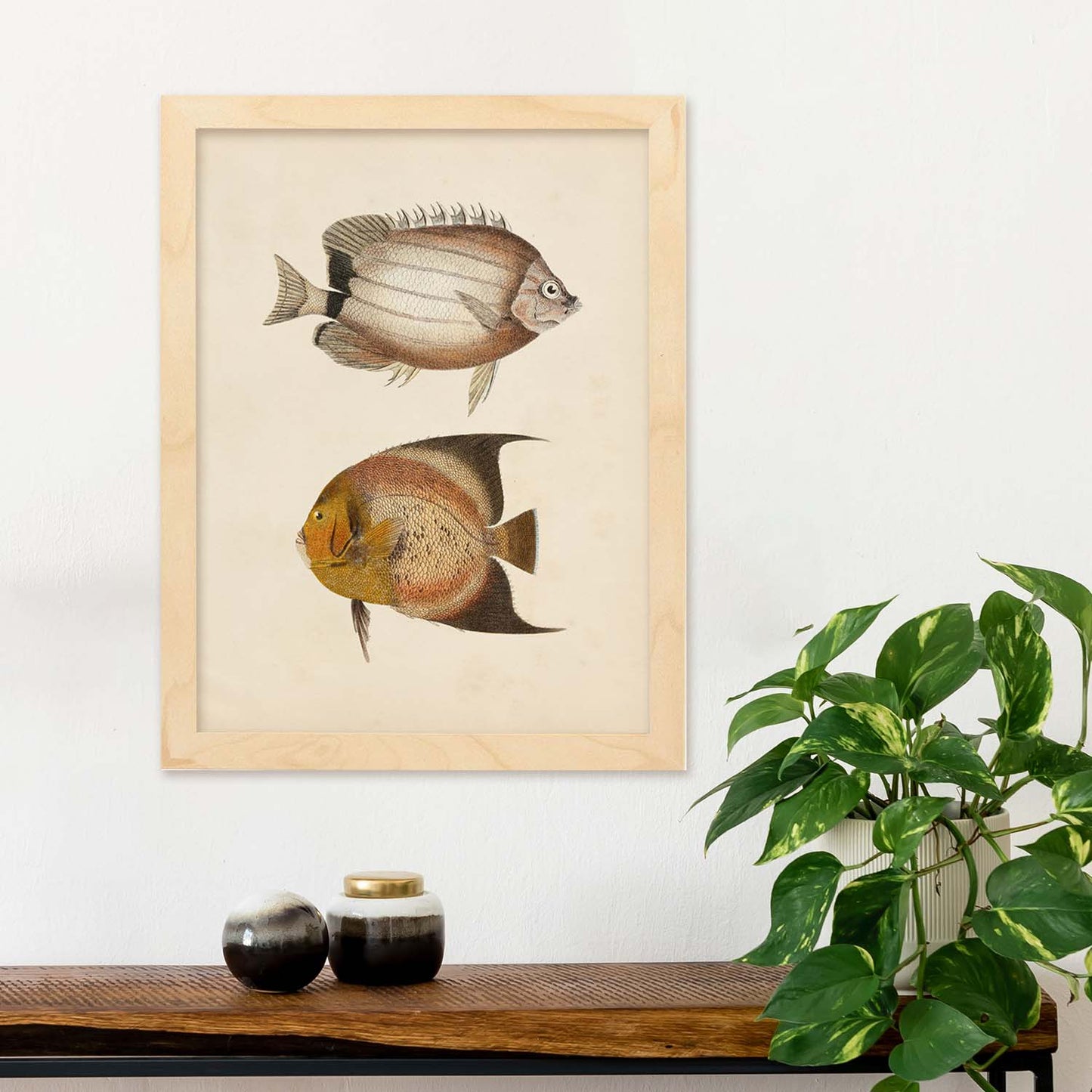 Lámina de dos peces marron y naranja en , fondo papel vintage.-Artwork-Nacnic-Nacnic Estudio SL