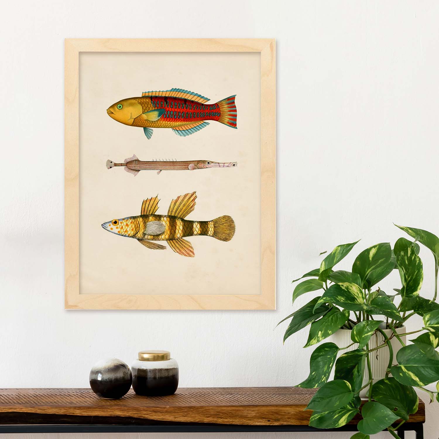 Lámina de tres peces amarillos, rojos y naranjas en , fondo papel vintage.-Artwork-Nacnic-Nacnic Estudio SL