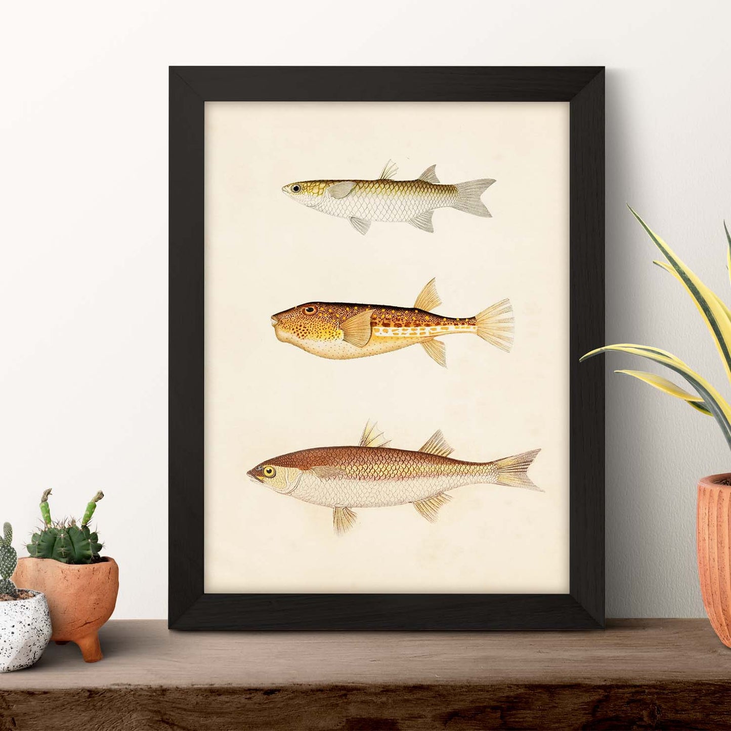 Lámina de tres peces marron, beige y naranja en , fondo papel vintage.-Artwork-Nacnic-Nacnic Estudio SL
