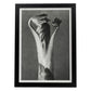 Lámina Planta blanco y negro 35. Pósters con ilustraciones de flores y plantas en tonos grises.-Artwork-Nacnic-A3-Marco Negro-Nacnic Estudio SL