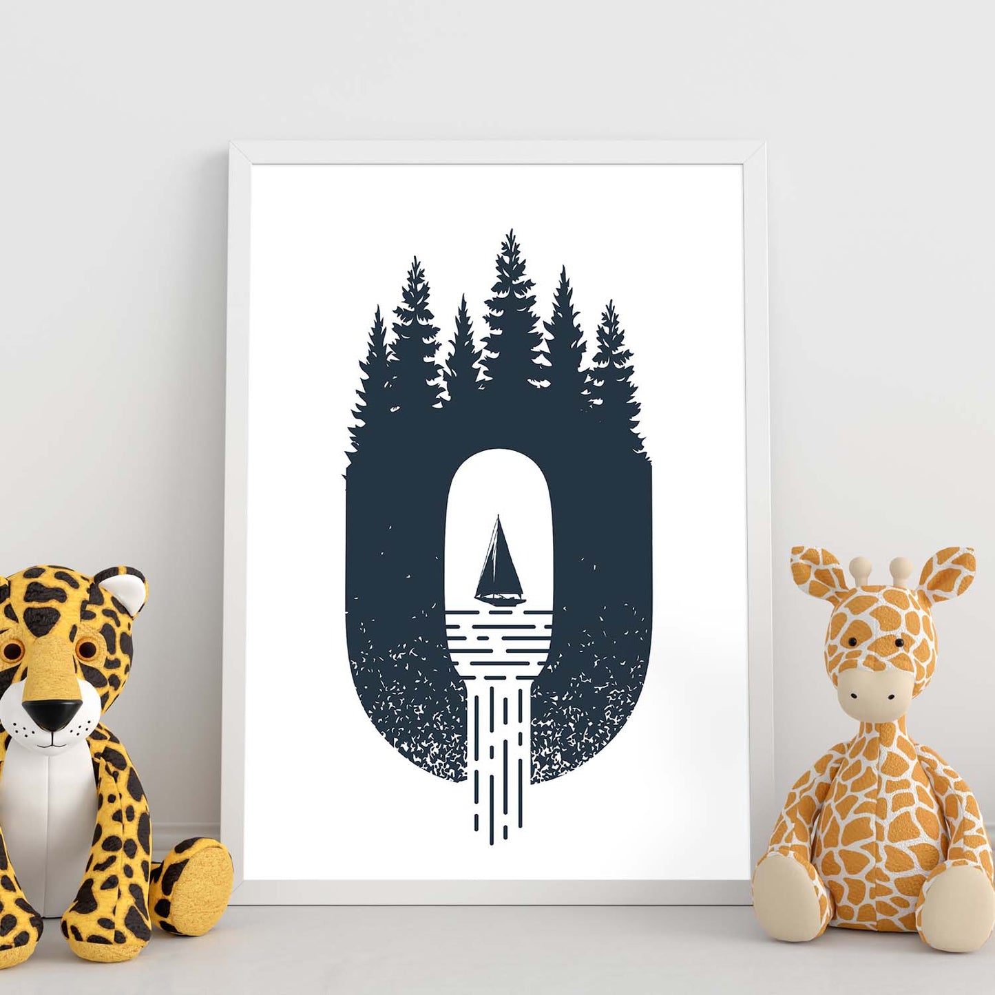 Letra O con bosque velero y montañas. Naturaleza.Posters de letras con diseño.-Artwork-Nacnic-Nacnic Estudio SL