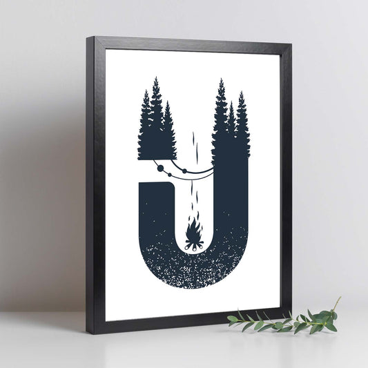 Letra U con bosque, hoguera y camping. Naturaleza.Posters de letras con diseño.-Artwork-Nacnic-Nacnic Estudio SL