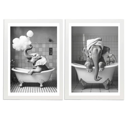 Set de 2 Cuadros Elefante en la Bañera con Simpáticos Animales en Blanco y Negro Ilustración impresa para decorar las paredes del Inodoro, Ducha, Cuarto de baño, Aseo, WC