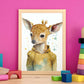 Nacnic Baby Seckel Fawn sobre fondo blanco sonriendo. Estampados de arte de pared estético para el diseño de dormitorio o sala de estar.-Artwork-Nacnic-Nacnic Estudio SL