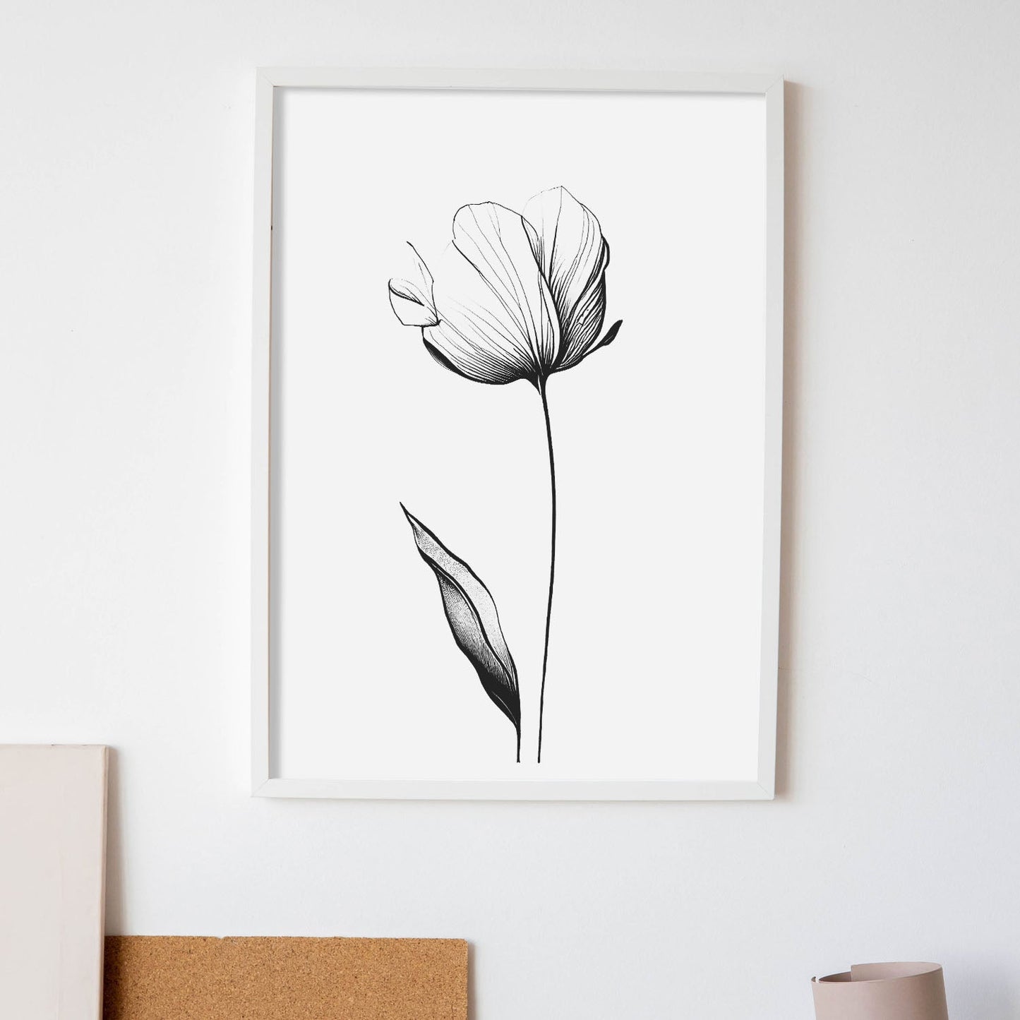 Nacnic Tulipa Minimalist Line Art_3. Aesthetic Wall Art Prints for Bedroom or Living Room Design.