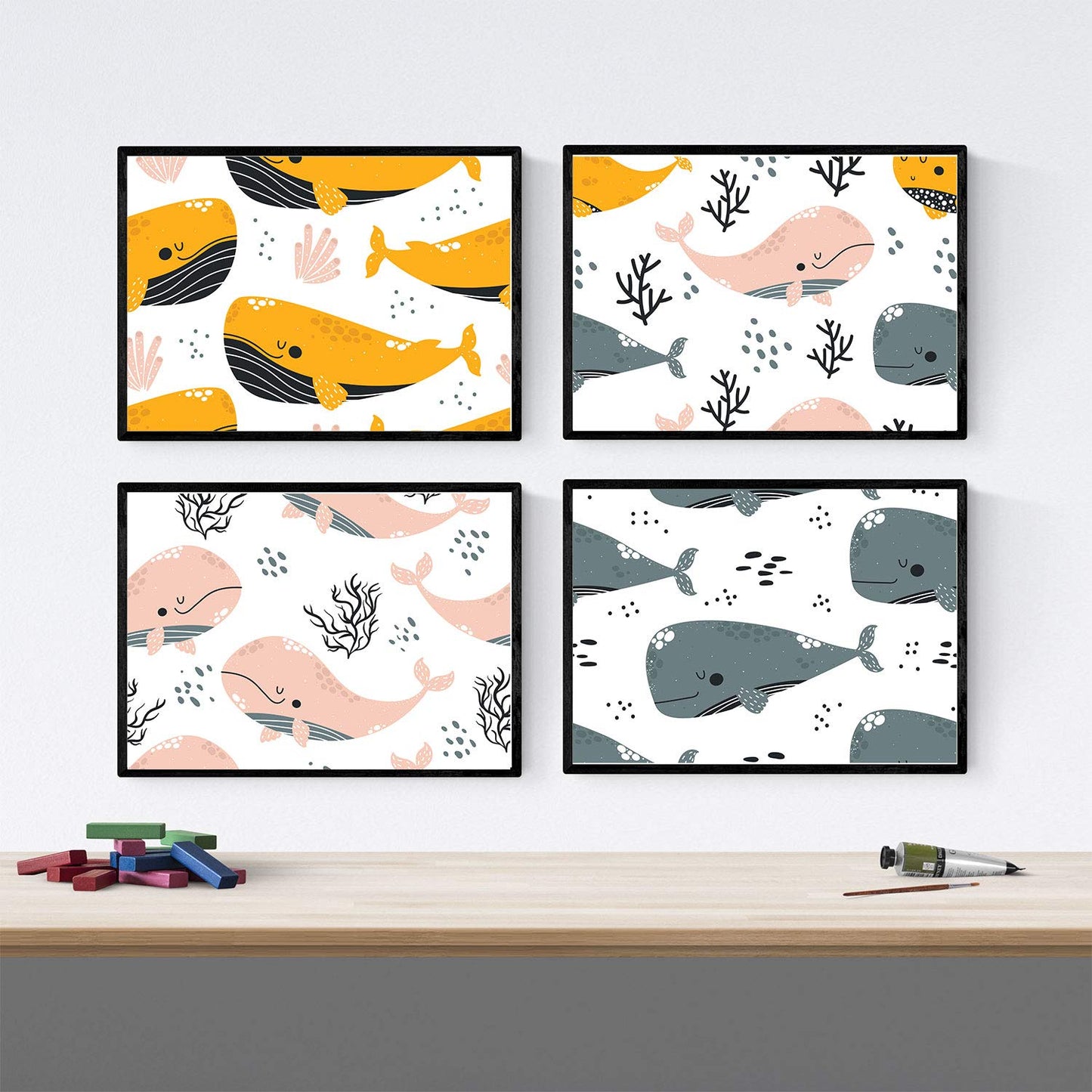 Pack de cuatro posters con ilustraciones de ballenas. Láminas con imágenes infantiles de ballenas. Ballenas rosa gris naranja.-Artwork-Nacnic-Nacnic Estudio SL