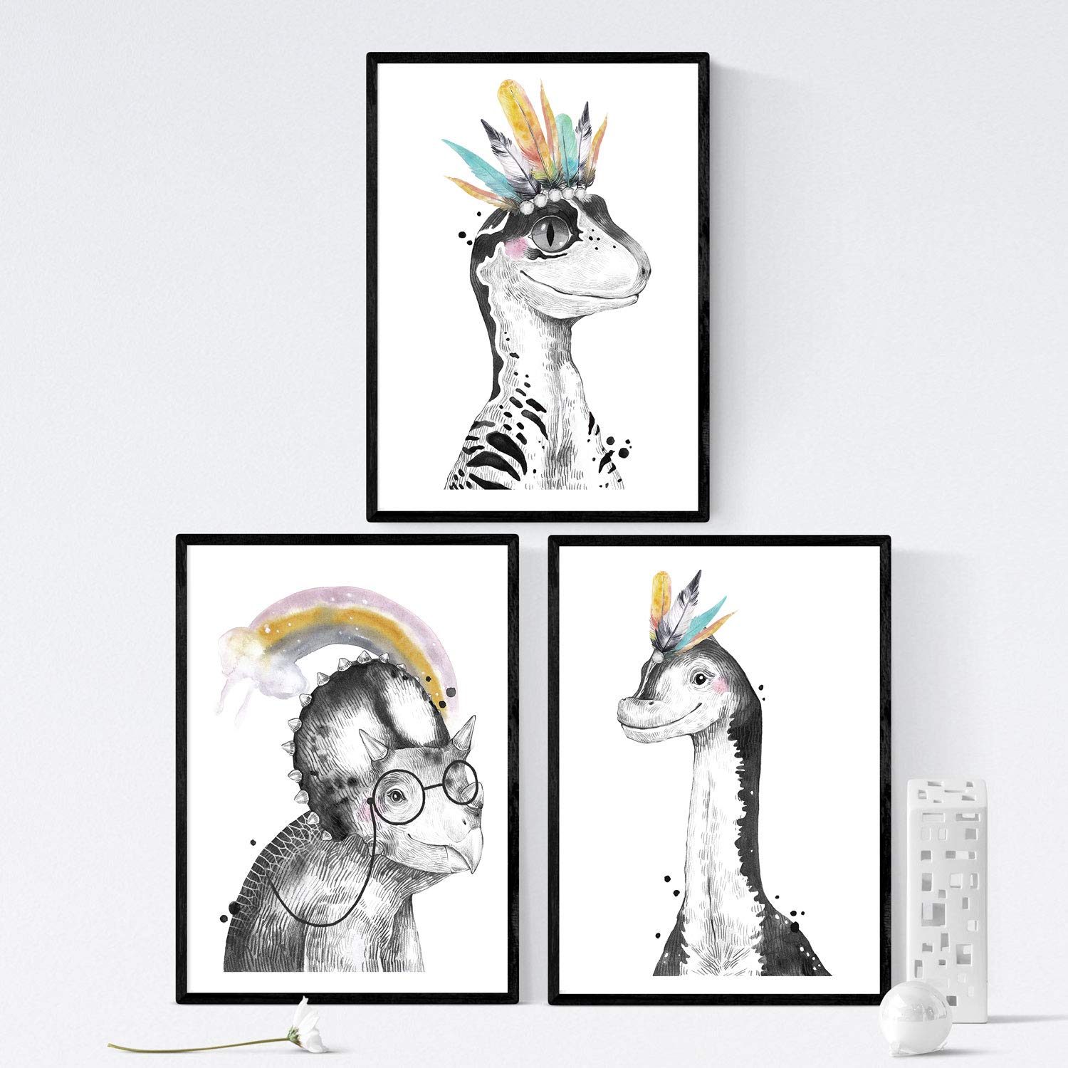 Pack de posters de Dinosaurios coloridos plumas. Láminas de dinosaurios para niños.-Artwork-Nacnic-Nacnic Estudio SL