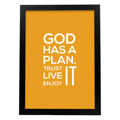 Poster con frase inspiracional. Lámina de decoración 'Dios tiene un plan' con frases motivadoras y llenas de energia.-Artwork-Nacnic-A4-Marco Negro-Nacnic Estudio SL