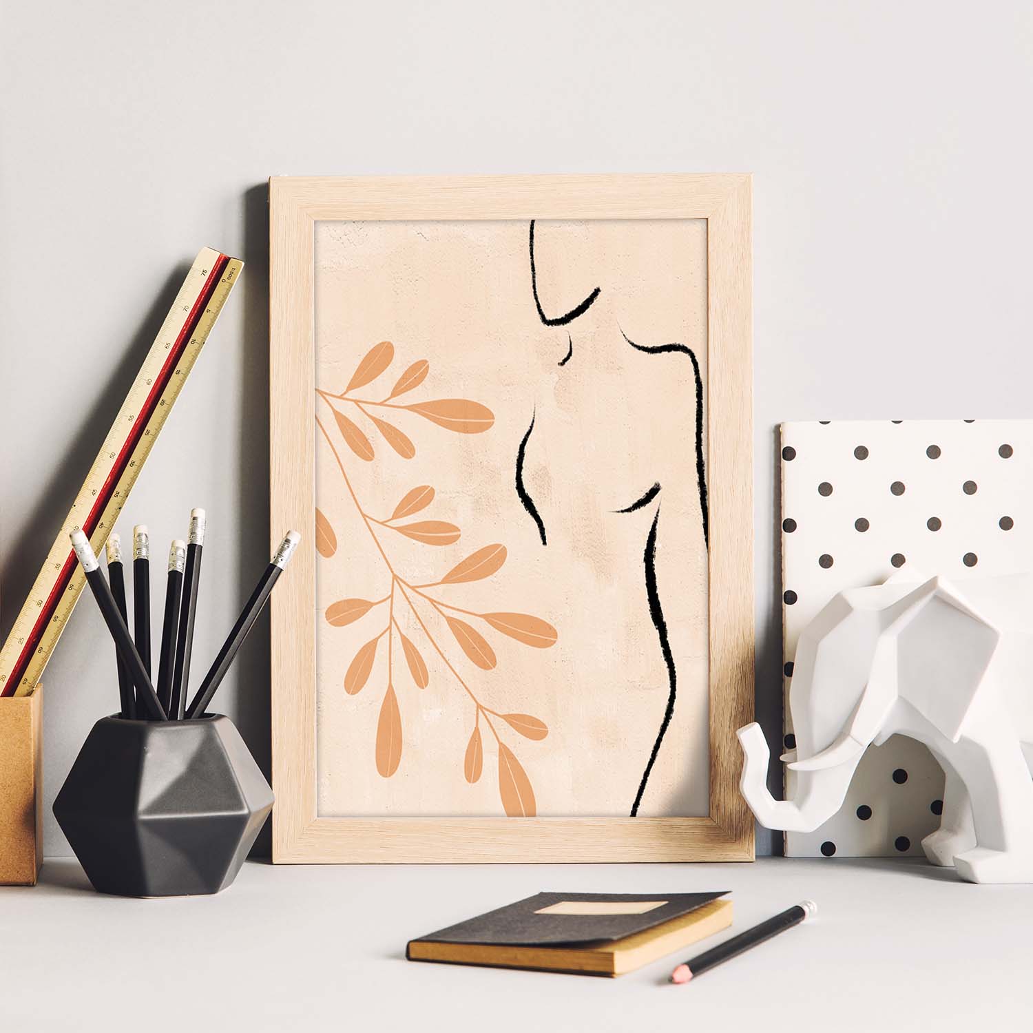 Poster con ilustracion de mujer. Dibujos con formas, caras, cuerpos y gestos de mujeres. 'Mujeres 7'.-Artwork-Nacnic-Nacnic Estudio SL