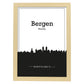 Poster con mapa de Bergen - Noruega. Láminas con Skyline de ciudades del norte de Europa con sombra negra.-Artwork-Nacnic-A4-Marco Madera clara-Nacnic Estudio SL