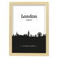 Poster con mapa de London - Inglaterra. Láminas con Skyline de ciudades de Inglaterra e Irlanda con sombra negra.-Artwork-Nacnic-A3-Marco Madera clara-Nacnic Estudio SL