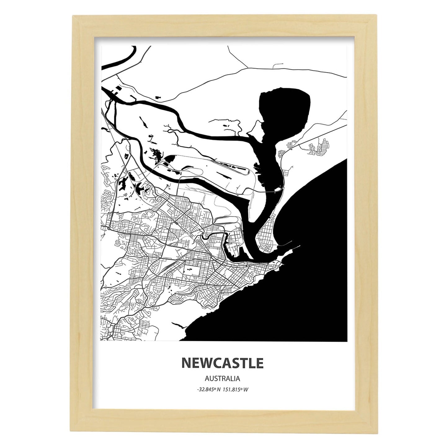 Poster con mapa de Newcastle - Australia. Láminas de ciudades de Australia con mares y ríos en color negro.-Artwork-Nacnic-A3-Marco Madera clara-Nacnic Estudio SL