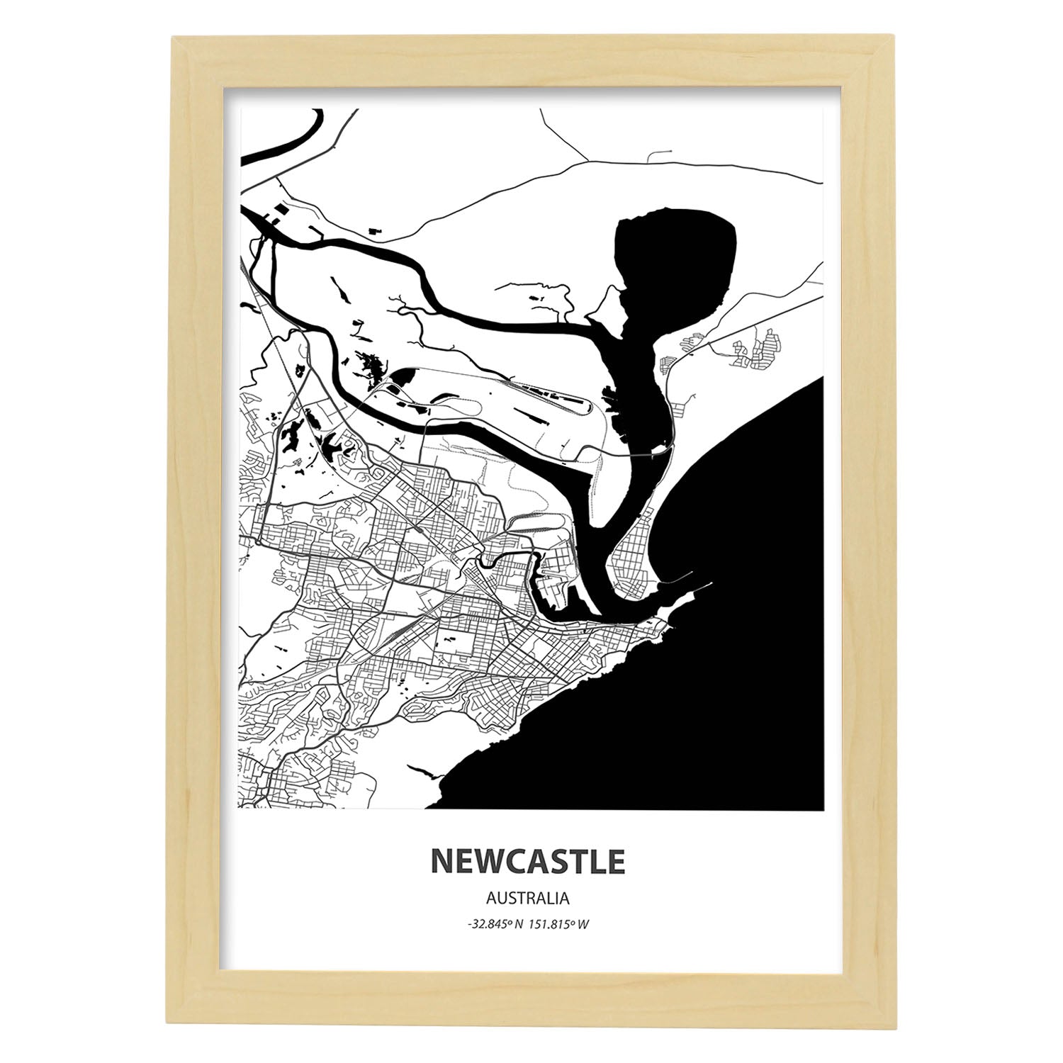 Poster con mapa de Newcastle - Australia. Láminas de ciudades de Australia con mares y ríos en color negro.-Artwork-Nacnic-A4-Marco Madera clara-Nacnic Estudio SL