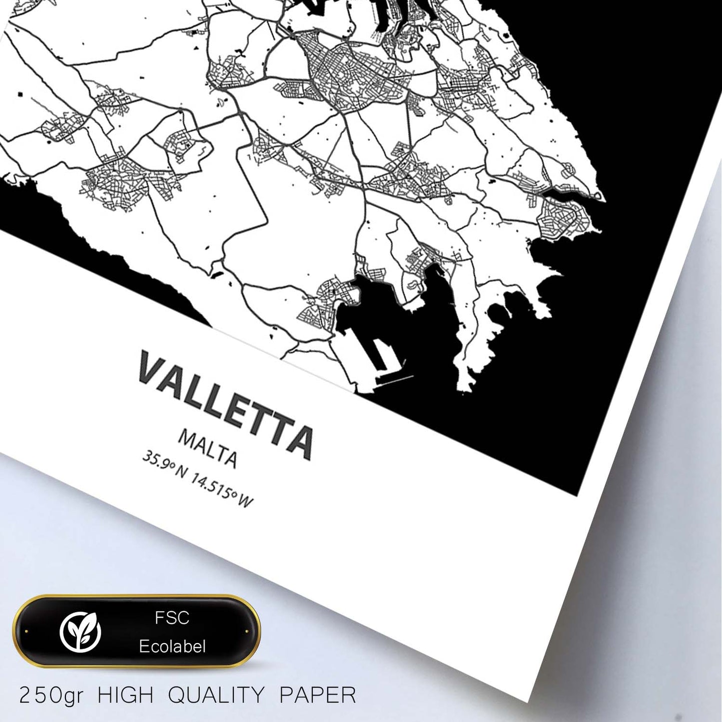 Poster con mapa de Valletta - Malta. Láminas de ciudades de Europa con mares y ríos en color negro.-Artwork-Nacnic-Nacnic Estudio SL