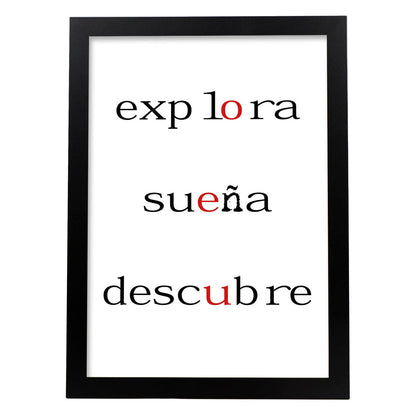 Poster con mensaje feliz. Lámina Explora sueña descubre.-Artwork-Nacnic-A4-Marco Negro-Nacnic Estudio SL