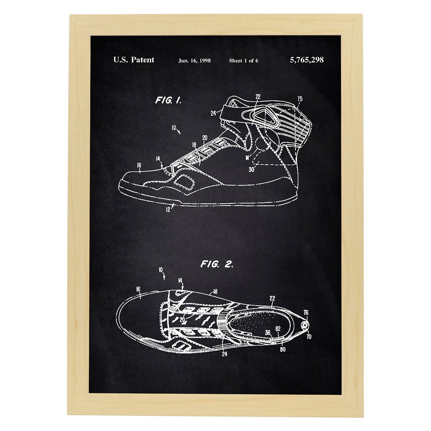 Poster con patente de Zapatilla baloncesto 3. Lámina con diseño de patente antigua-Artwork-Nacnic-A4-Marco Madera clara-Nacnic Estudio SL