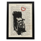 Poster de Camara Kinax corazon. Láminas de cámaras de fotos antiguas. Decoración de fotografía.-Artwork-Nacnic-A4-Marco Negro-Nacnic Estudio SL