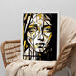 Lámina de pintura blanca con rostro de mujer