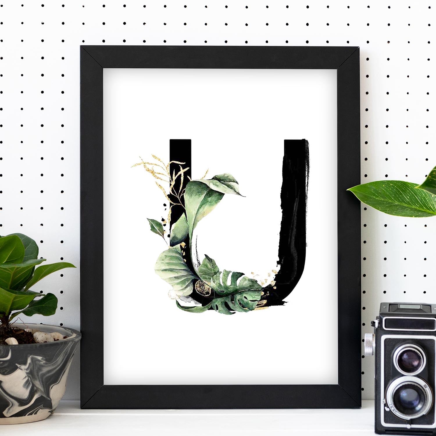 Poster de letra U. Lámina estilo Jungla Negra con imágenes del alfabeto.-Artwork-Nacnic-Nacnic Estudio SL