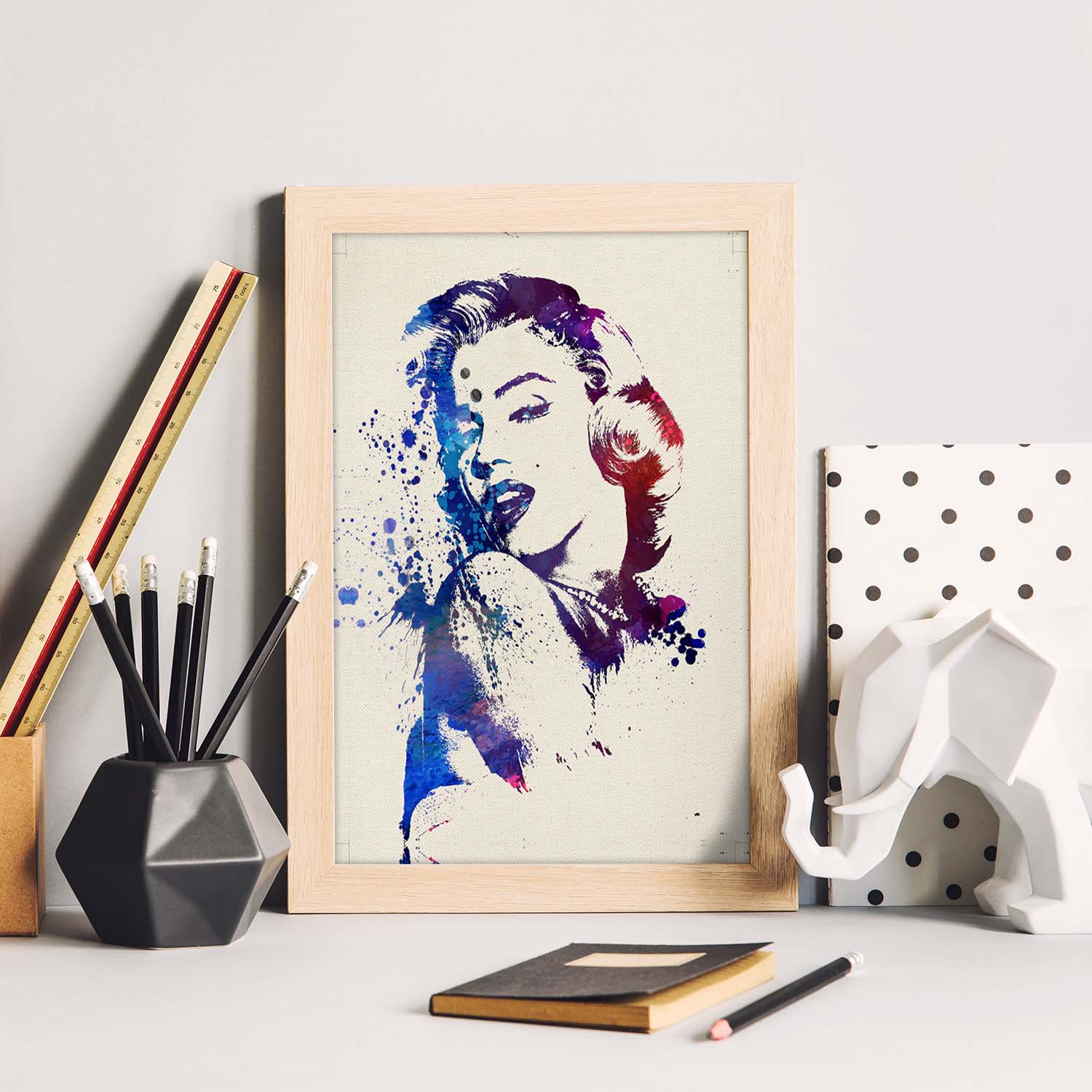 Poster de Marilyn Monroe con diseño acuarela. Mix de láminas con estilo acuarela-Artwork-Nacnic-Nacnic Estudio SL