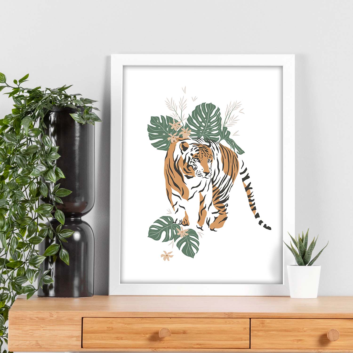 Poster de Tigre. Lámina de animal de la jungla con flores y vegetación.-Artwork-Nacnic-Nacnic Estudio SL