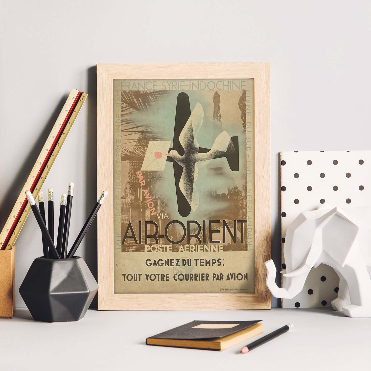 Poster vintage de Air-Orient. con imágenes vintage y de publicidad antigua.-Artwork-Nacnic-Nacnic Estudio SL