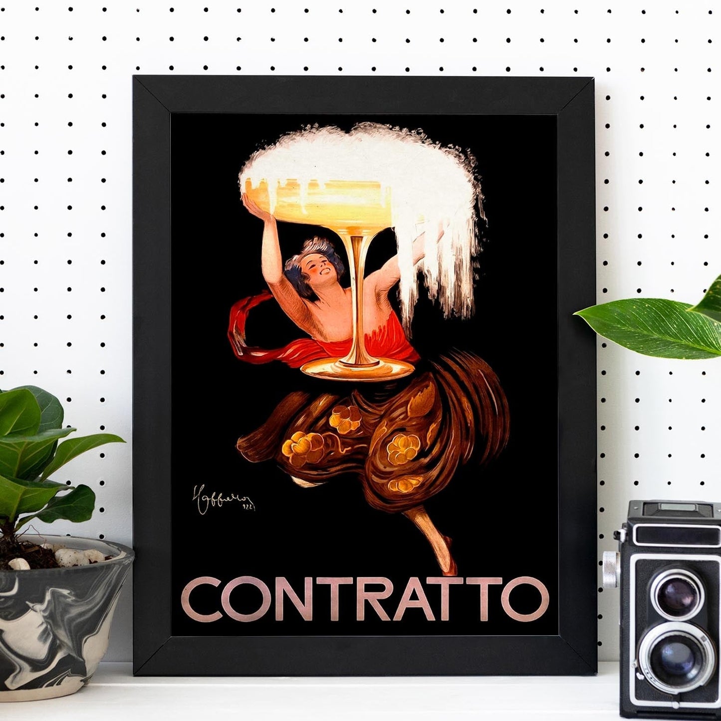 Poster vintage de Contratto. con imágenes vintage y de publicidad antigua.-Artwork-Nacnic-Nacnic Estudio SL