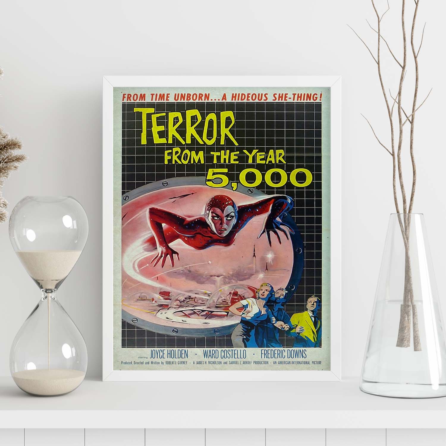 Poster vintage de Terror del año 5000. con imágenes vintage y de publicidad antigua.-Artwork-Nacnic-Nacnic Estudio SL