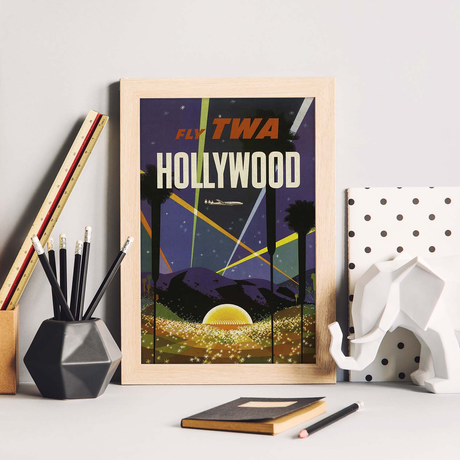 Poster Vintage. Cartel Vintage de América. Hollywood.-Artwork-Nacnic-Nacnic Estudio SL