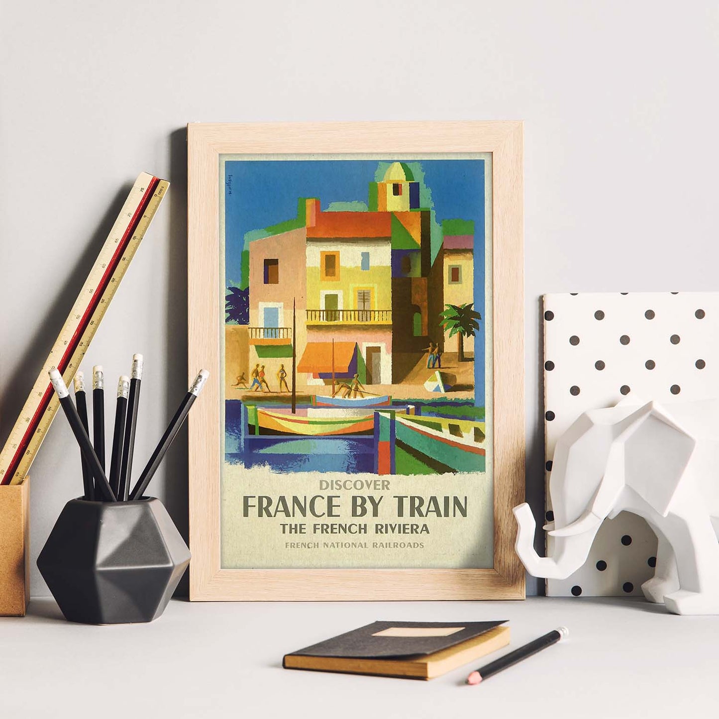Poster vintage. Cartel vintage de Francia e Italia. Conoce la Riviera.-Artwork-Nacnic-Nacnic Estudio SL