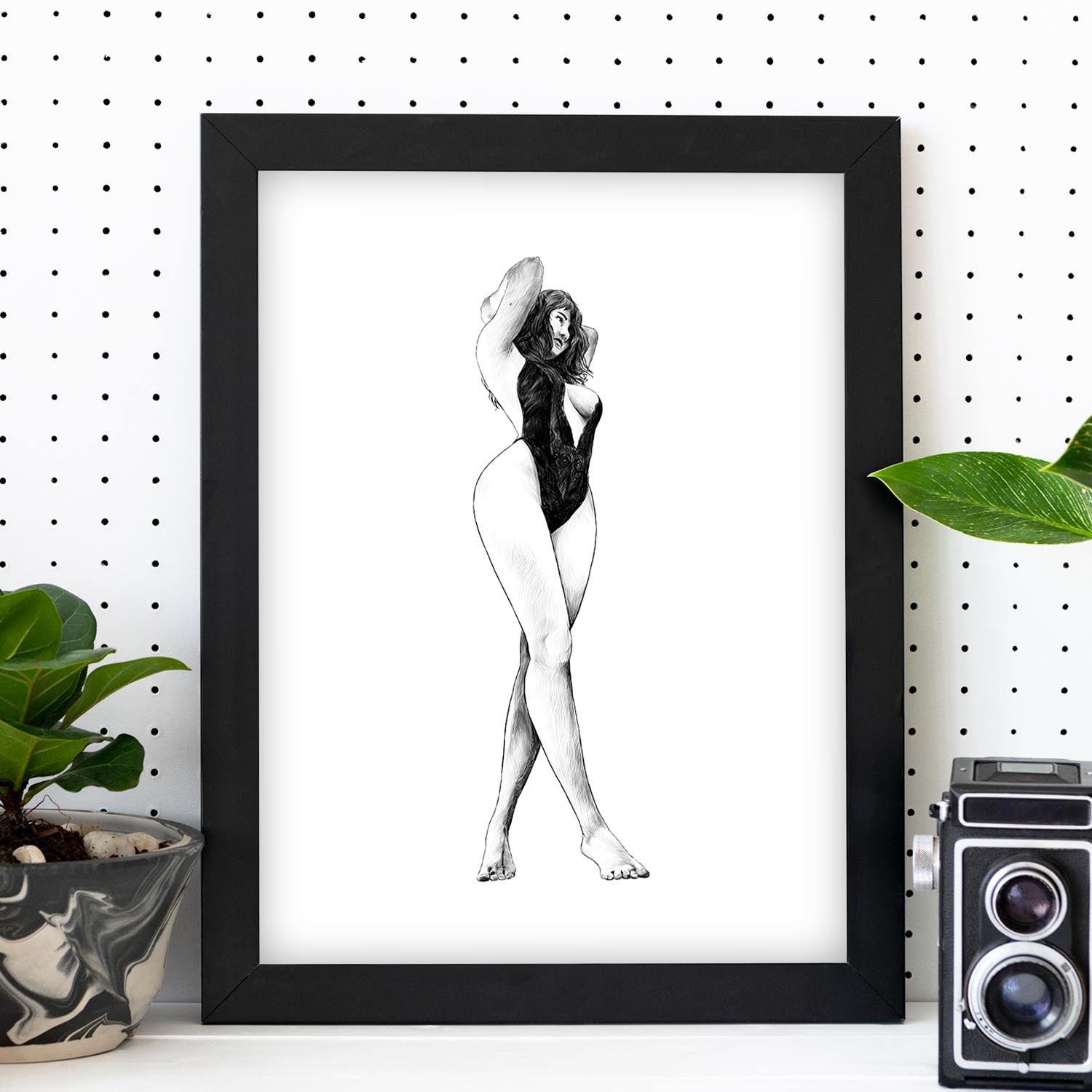 Posters eróticos. Lámina De pie 2 dibujada con imágenes sensuales del cuerpo femenino.-Artwork-Nacnic-Nacnic Estudio SL