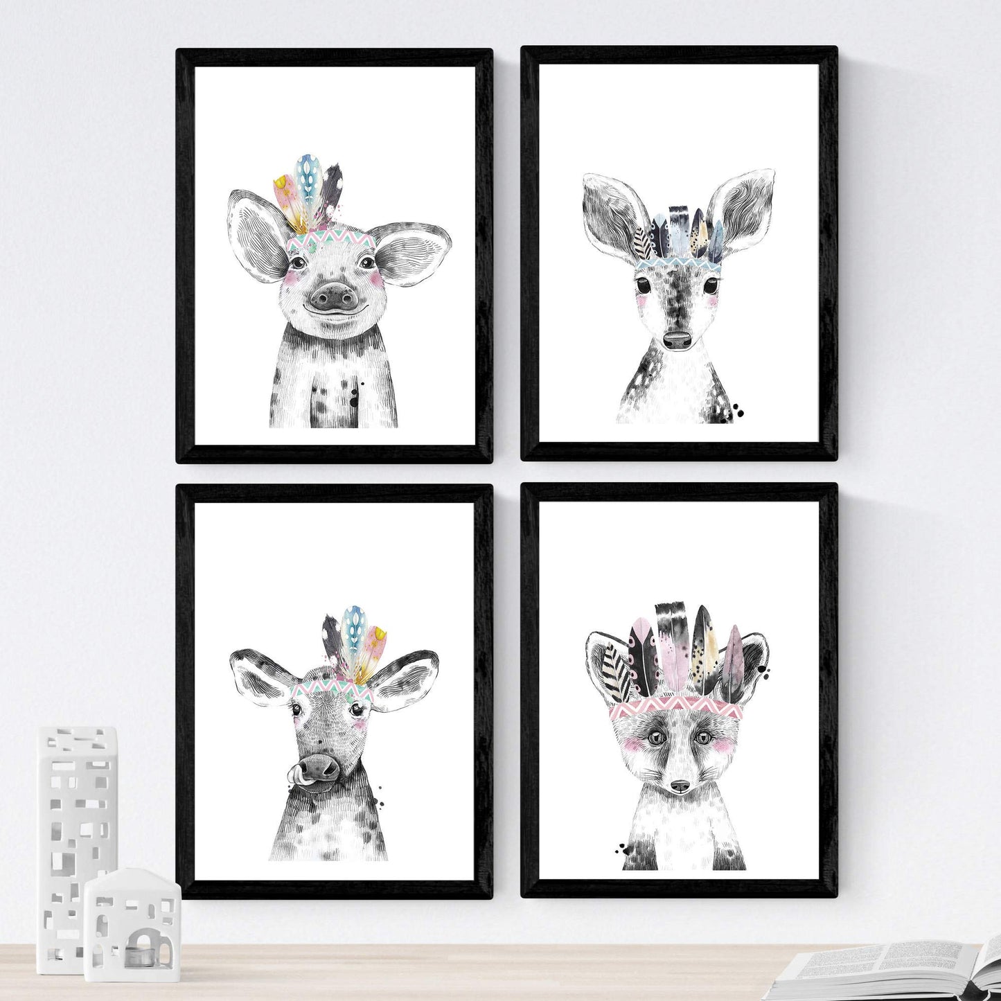 Set de 4 láminas de Animales Infantiles Con Plumas De Colores, en , Poster papel 250 gr.-Artwork-Nacnic-Nacnic Estudio SL