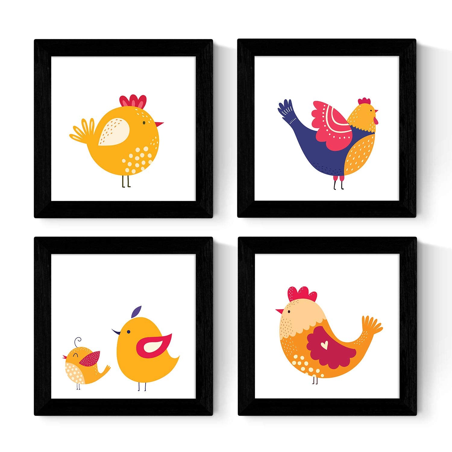 Set de cuatro láminas cuadradas con ilustraciones de Gallinas y pollos en familiaTamaño 20x20 cm estilo escandinavo nordico-Artwork-Nacnic-Nacnic Estudio SL