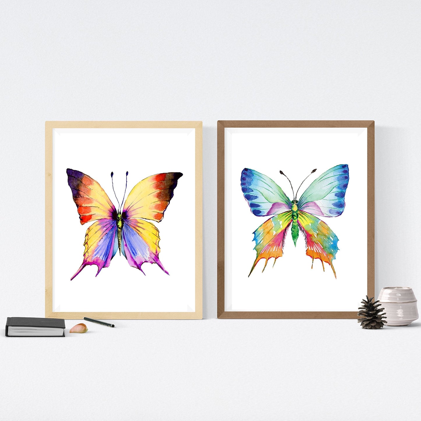 Set de dos láminas Mariposas llenas de Color.Tamaño A3 para enmarcar. Posters con imágenes de mariposas en estilo acuarela. Nacnic-Artwork-Nacnic-Nacnic Estudio SL