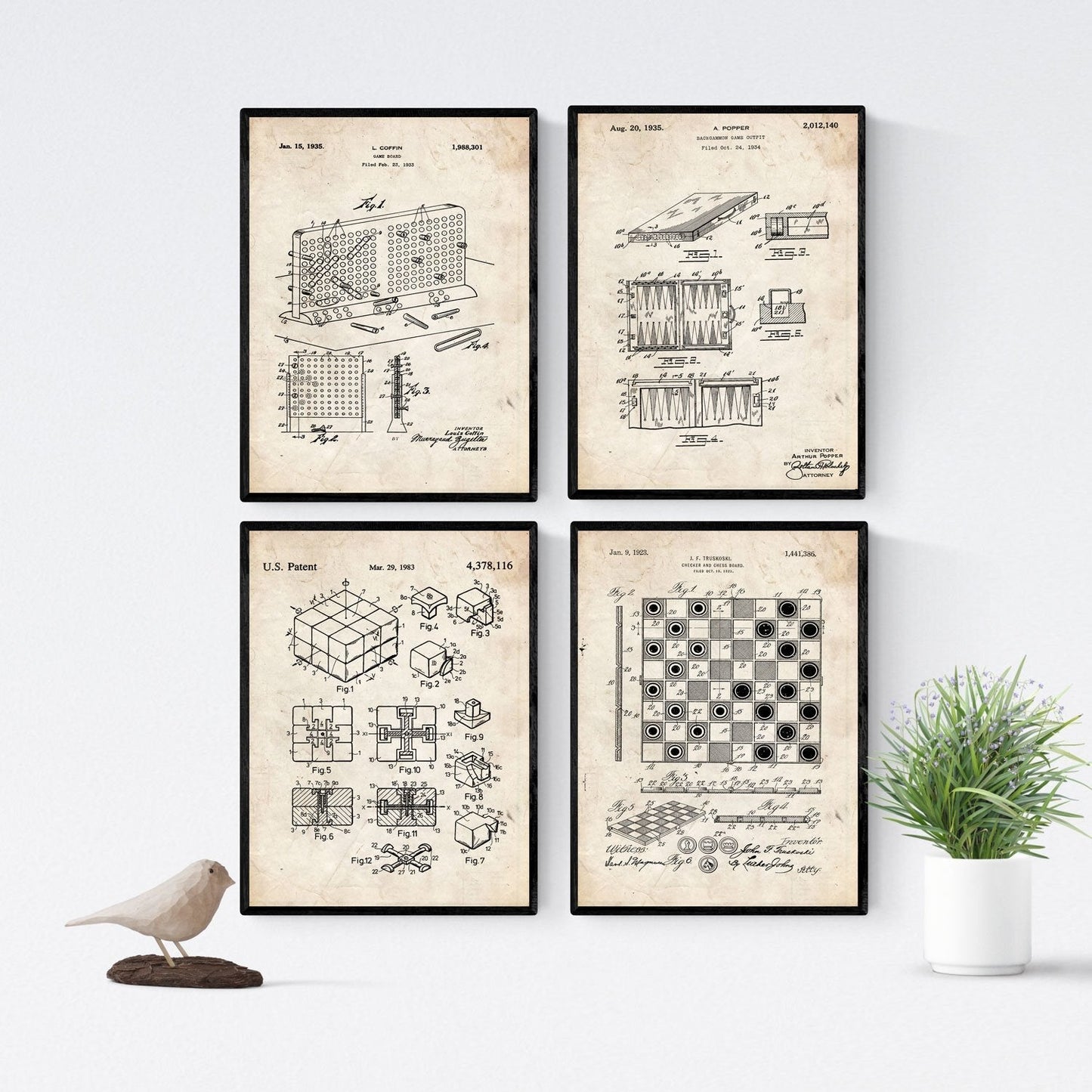 Vintage - Pack de 4 Láminas con Patentes de Juegos de Mesa. Set de Posters con inventos y Patentes Antiguas.-Artwork-Nacnic-Nacnic Estudio SL