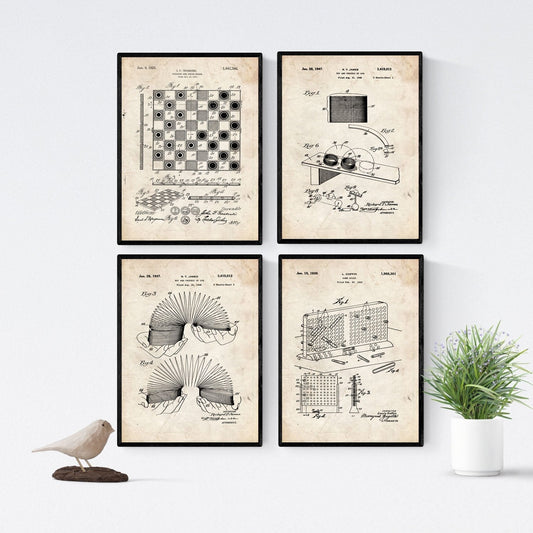 Vintage - Pack de 4 Láminas con Patentes de Juegos Infantiles. Set de Posters con inventos y Patentes Antiguas.-Artwork-Nacnic-Nacnic Estudio SL